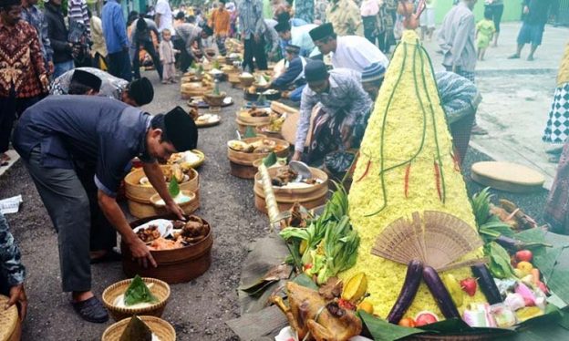 Inilah 6 tradisi unik masyarakat Indonesia sambut Idul Adha
