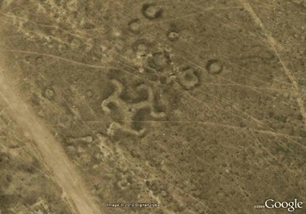 19 Potret aneh yang tertangkap Google Earth ini sempat gemparkan dunia