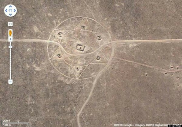 19 Potret aneh yang tertangkap Google Earth ini sempat gemparkan dunia