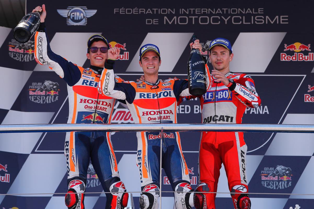 Tampil buruk musim ini, Rossi : Honda dan Ducati belajar dari Yamaha
