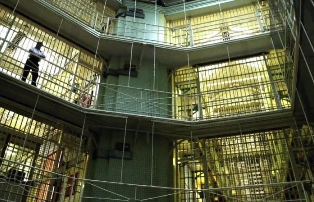 Berasa di hotel, inilah 9 penjara para narapidana korupsi di dunia
