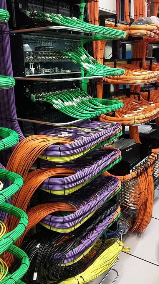 Kabel pada server