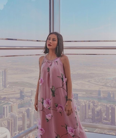 Intip gaya seru Awkarin liburan ke Dubai