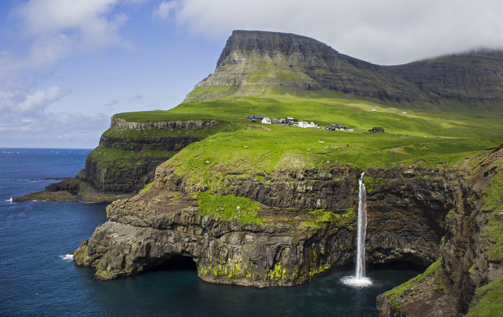 16 Rumah orang yang ingin hidup sendiri dengan pemandangan indah