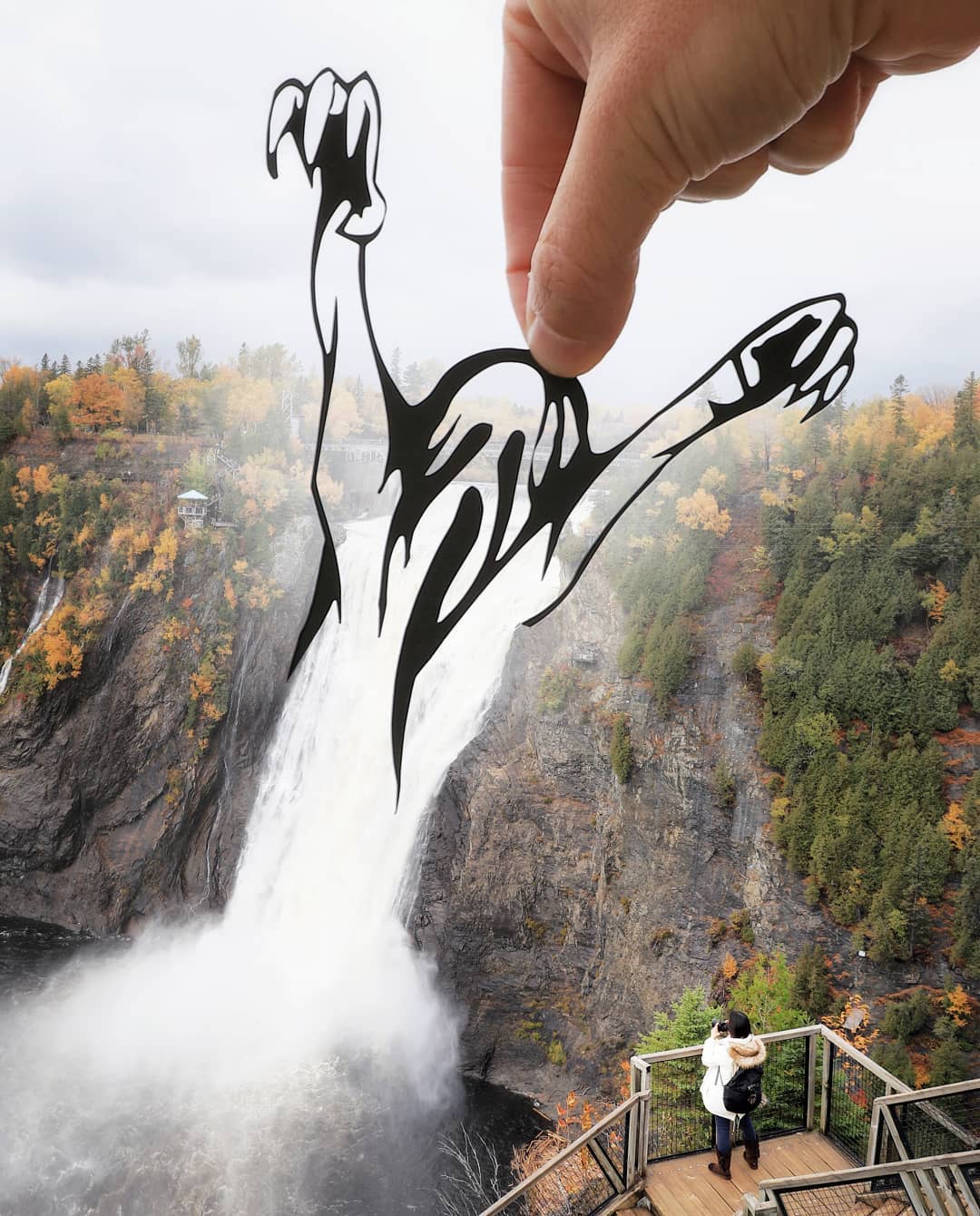 15 Karya paper cut yang menyatu dengan bangunan sekitar, keren abis!