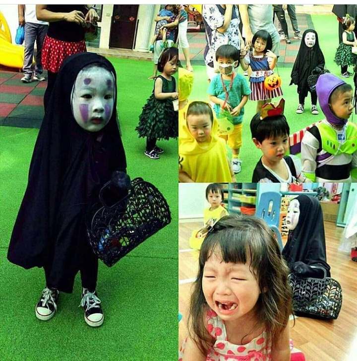 15 Potret kelakuan anak kecil ketika menirukan orang dewasa, gregetan!