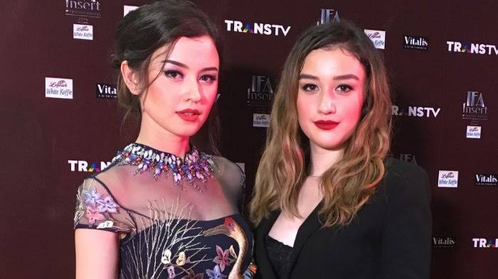 Seperti anak kembar, ini 10 potret kedekatan Kimberly dan Natasya