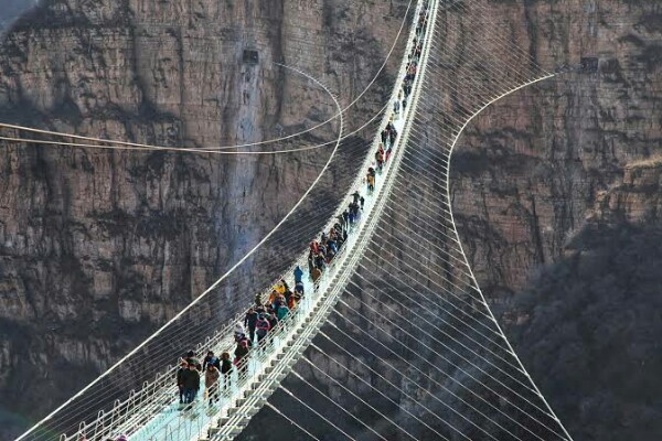 9 Jembatan paling mengerikan di dunia, berani lewat?