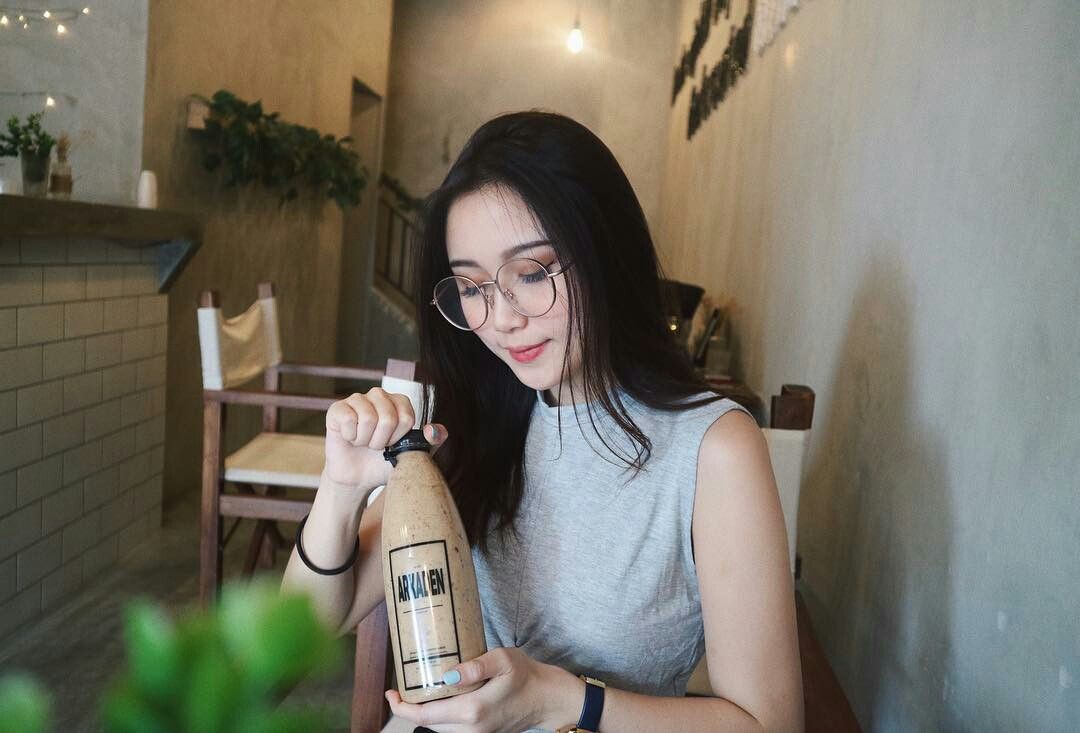 Bening banget, ini 10 potret Pamela Aigan yang jadi idola kaum Adam