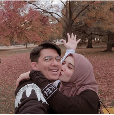 Awet mesra, ini 14 potret romantis Irwansyah dan Zaskia Sungkar