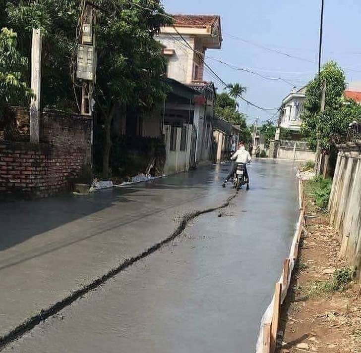 12 Kelakukan orang-orang di tempat umum ini bikin emosi jiwa