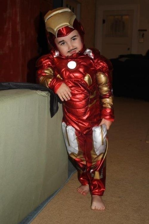 8 Potret cosplay anime & superhero balita ini bikin gemas