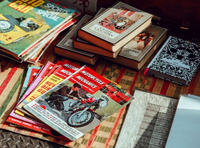 majalah dan buku vintage