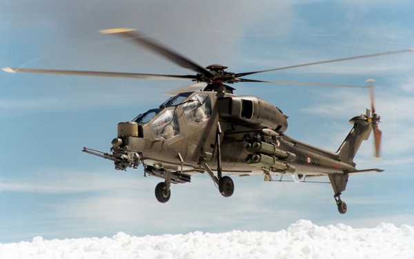  10 Helikopter militer dengan kemampuan serang tercanggih di dunia