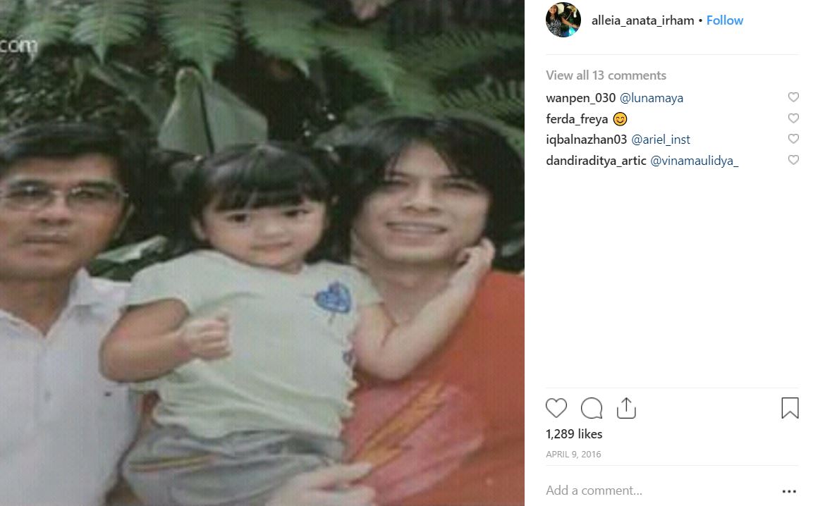 10 Potret cantik Allea, putri Ariel Noah punya suara merdu