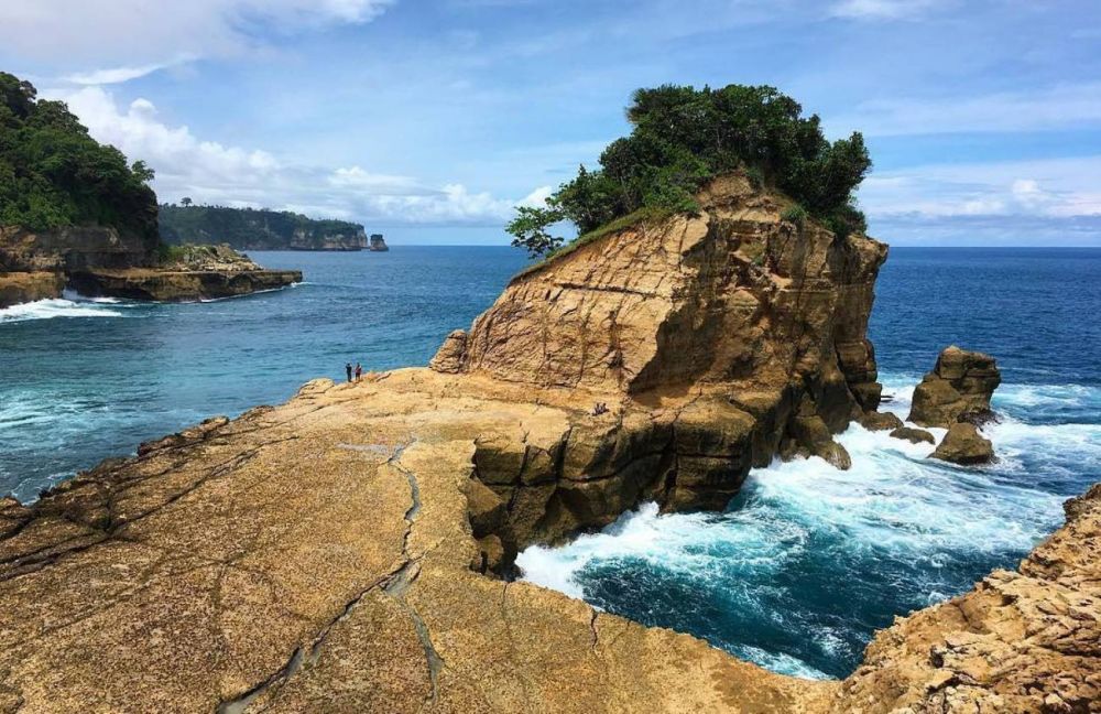 pantai pathok gebang