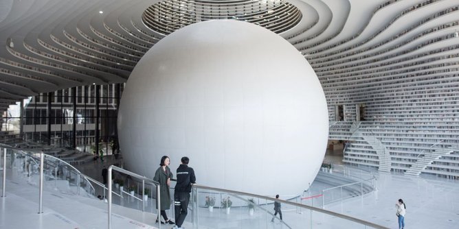 The Eye, perpustakaan keren di Tianjin yang bernuansa futuristik