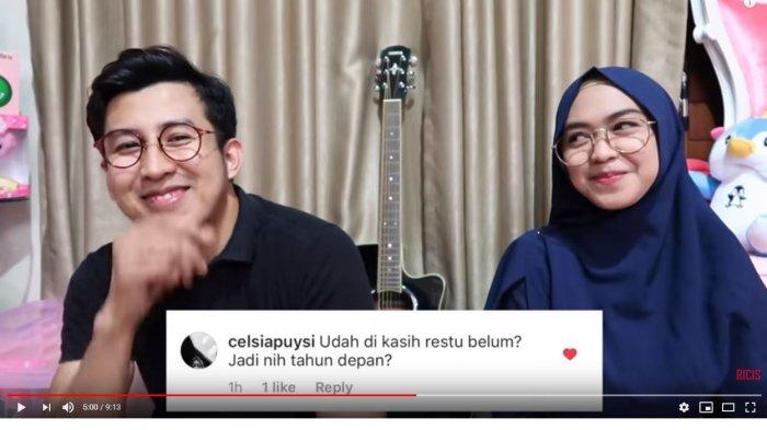 Terkendala restu orangtua, begini cara 4 artis menyikapinya