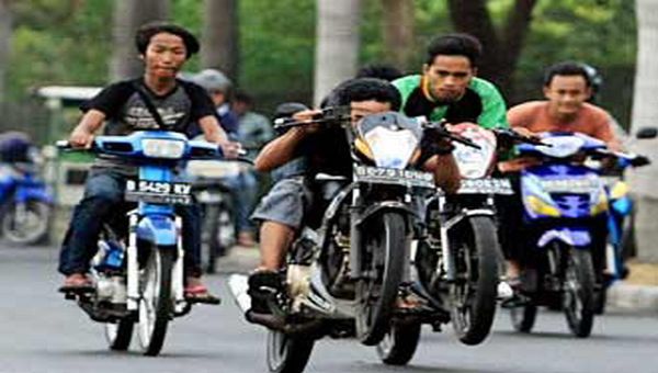 6 Perbedaan geng motor Indonesia dengan Amerika dan Eropa