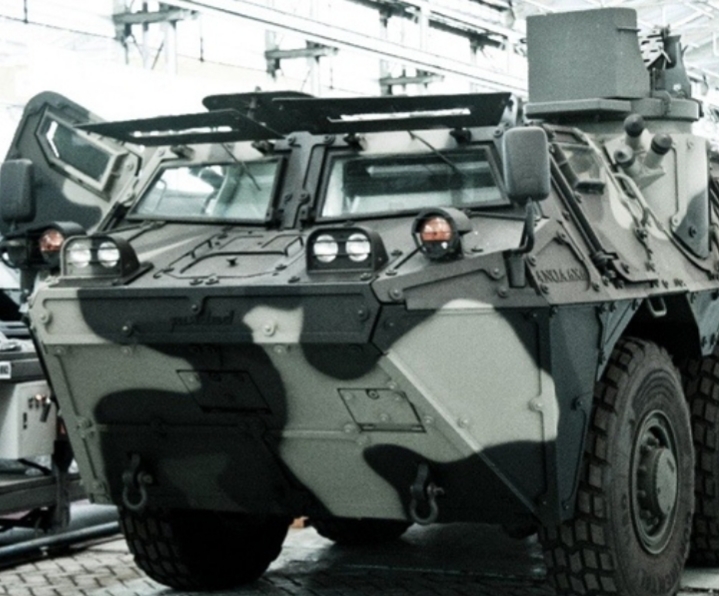 pindad.com