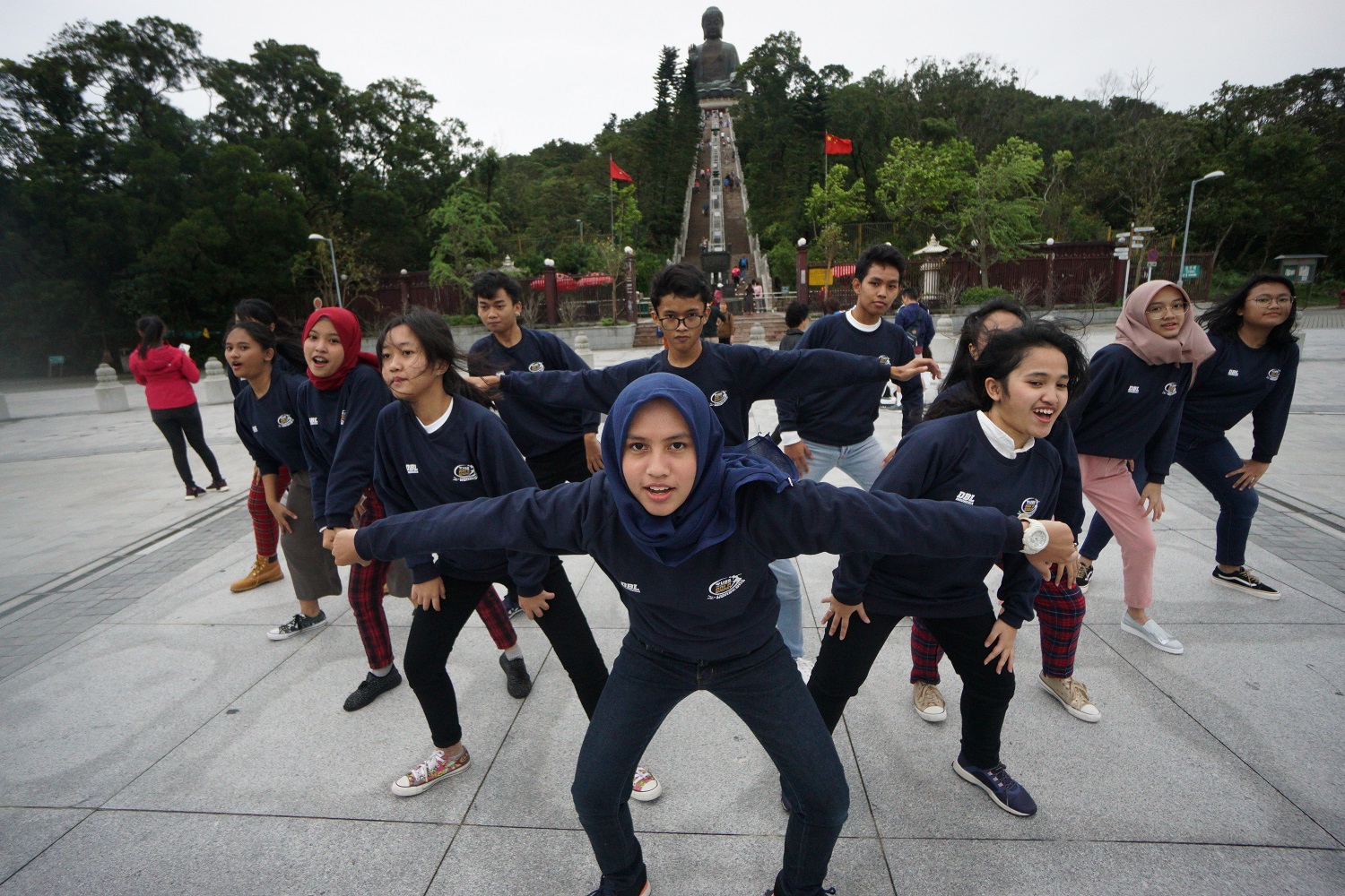 Liburan segeng ala SMALA Dance Crew di Hong Kong, seru abis