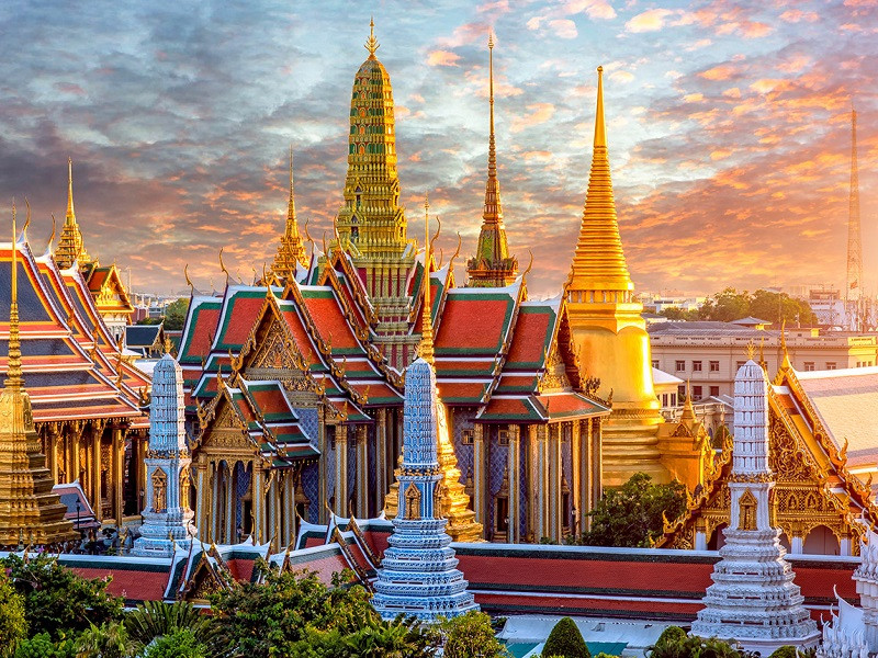 Kebudayaan dan keagamaan sangat kental di Thailand (Google.com)