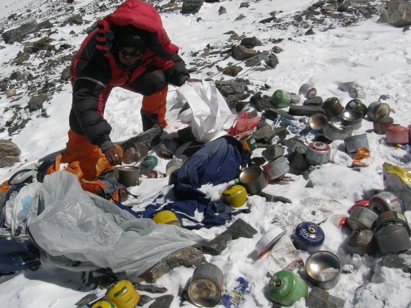 Sampah di Everest