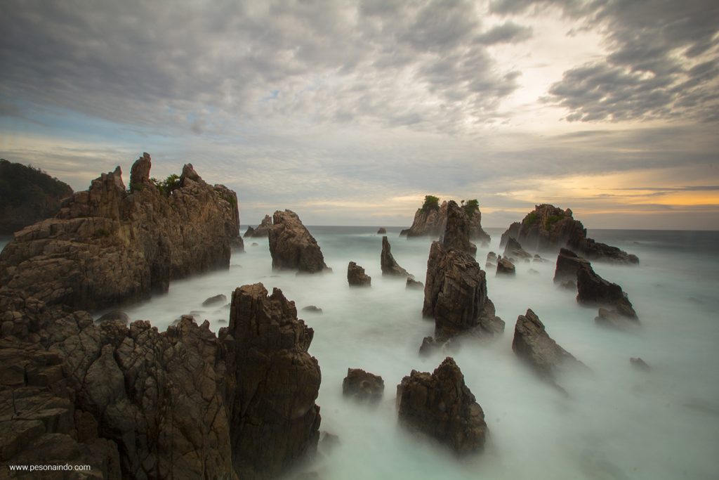 5 Destinasi wisata pantai di Lampung ini hits dan instagramable abis