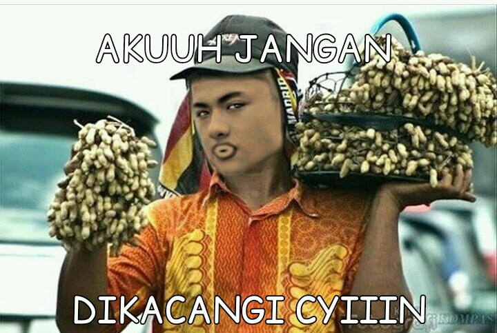 10 Potret kocak pedagang kaki lima & asongan, bikin mudik makin asyik