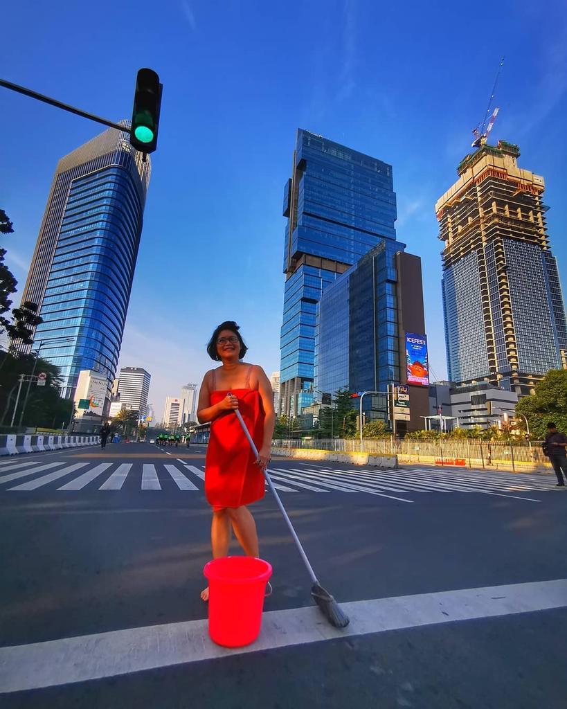 Begini 10 potret kreatif Jakarta ketika sepi ditinggal mudik warganya