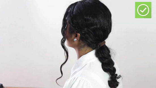 5 Tips sederhana merawat rambut keriting agar tak kering