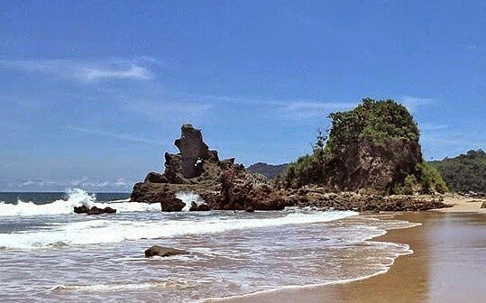 Dijuliki Sunrise of Java, ini 12 pantai eksotis yang ada di Banyuwangi