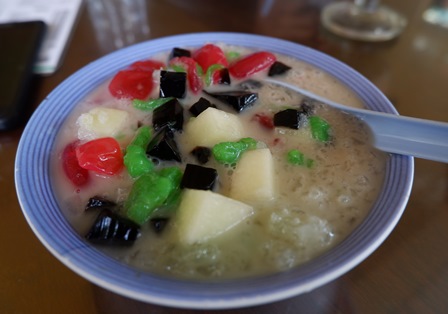 Es Campur Toko OEN Malang