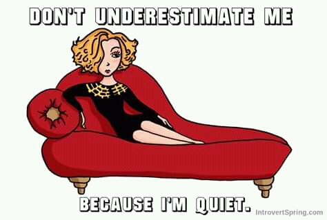 10 Meme ini tunjukkan suka duka jadi seorang introvert, bener gak?