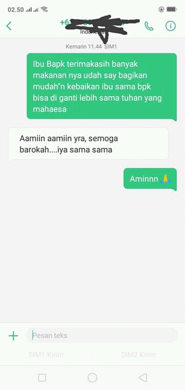 Dapat makanan dari pelanggan, driver ojol ini bagikan pada yang butuh