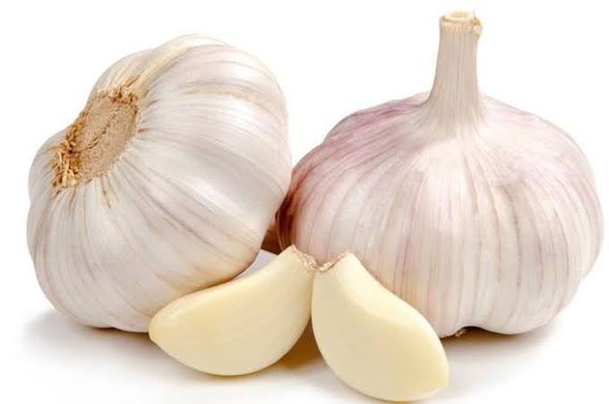 5 Bahan alami untuk atasi jerawat di wajah, mudah ditemukan