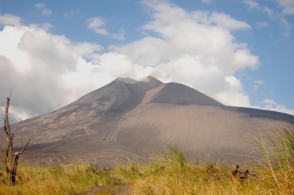 Ini berada di kawasan kaki gunung dan berada di ketinggian sekitar 300 meter.