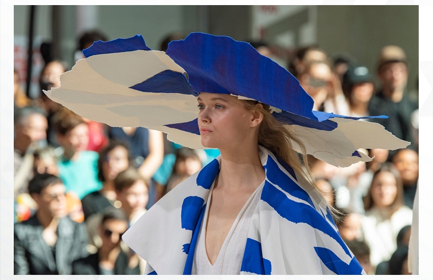 18 Tren terunik di Fashion Week Spring Summer 2020