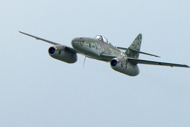 Replica Me-262