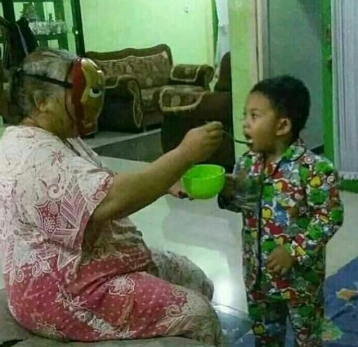 10 Potret kelakuan kocak anak-anak ini gemesin banget