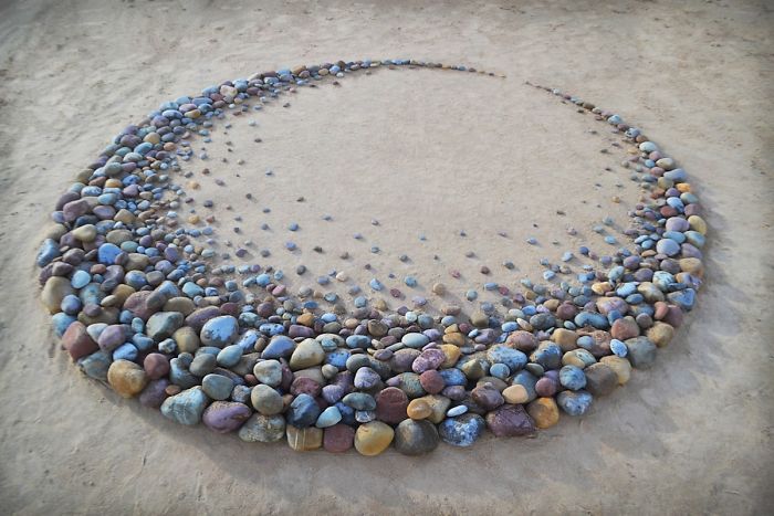 Menakjubkan, 10 karya seni kreatif ini polanya disusun dari batu