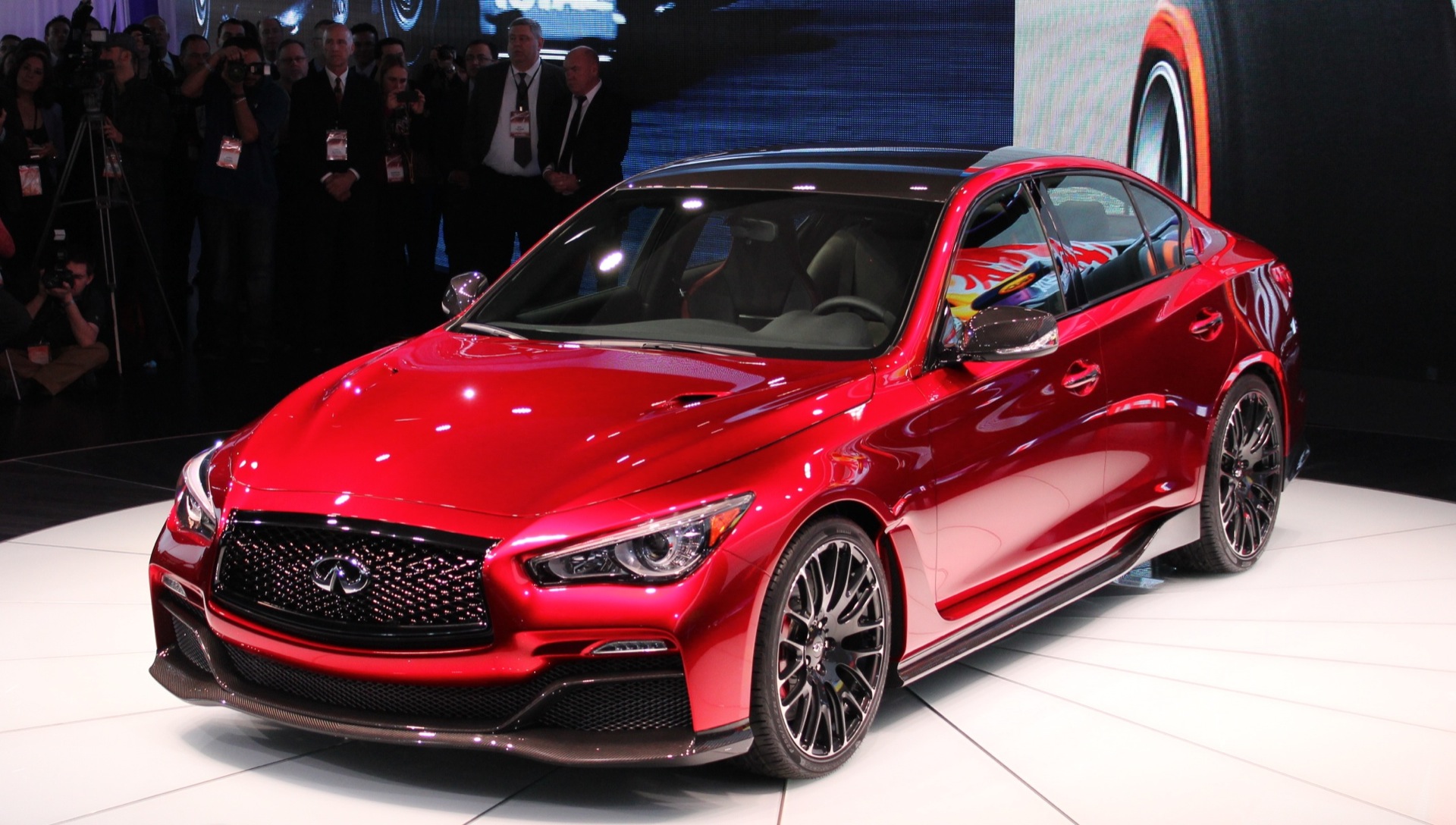 Infiniti Q50 Eau Rouge