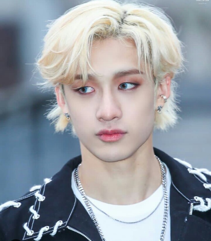 10 Idol Korea ini lahir tahun 1997, visual gantengnya bikin jatuh hati
