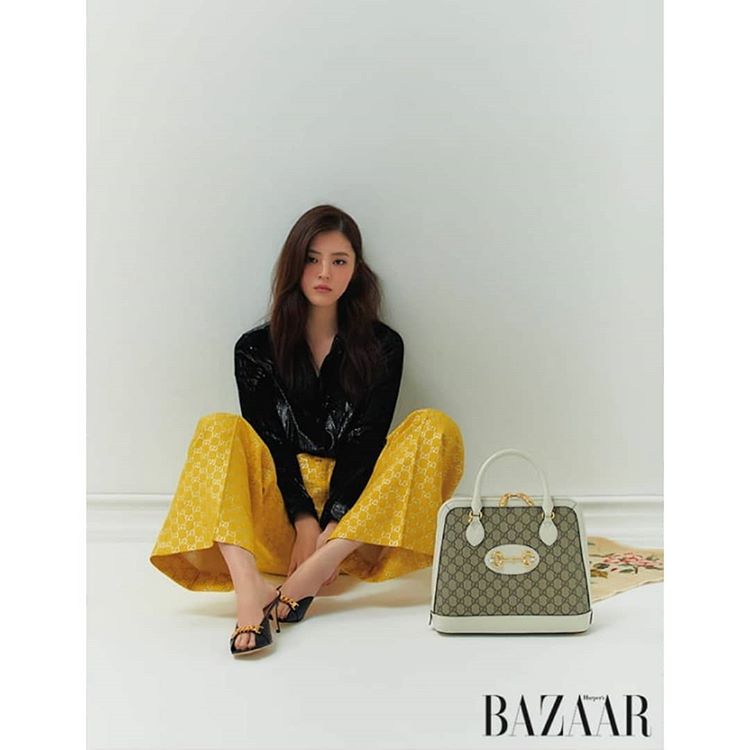 4 Potret Han So Hee jadi model Harper's Bazaar Korea edisi Juli 2020