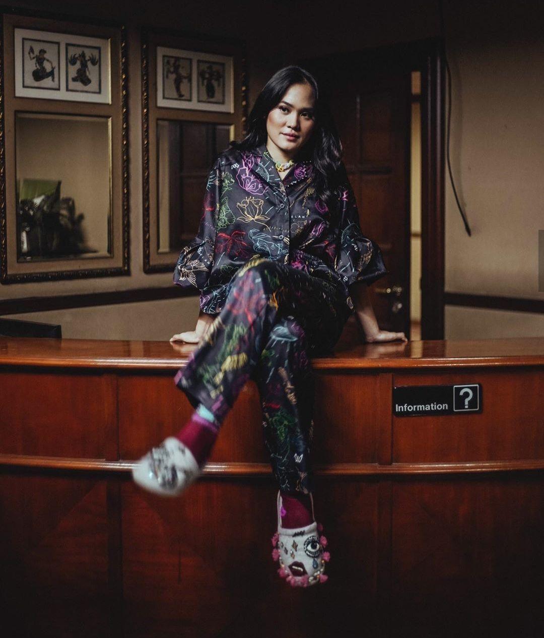 instagram.com/sherylsheinafia