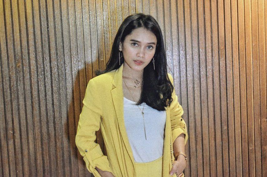 10 Pesona Mela Amelia, pedangdut yang kini terjun ke dunia akting