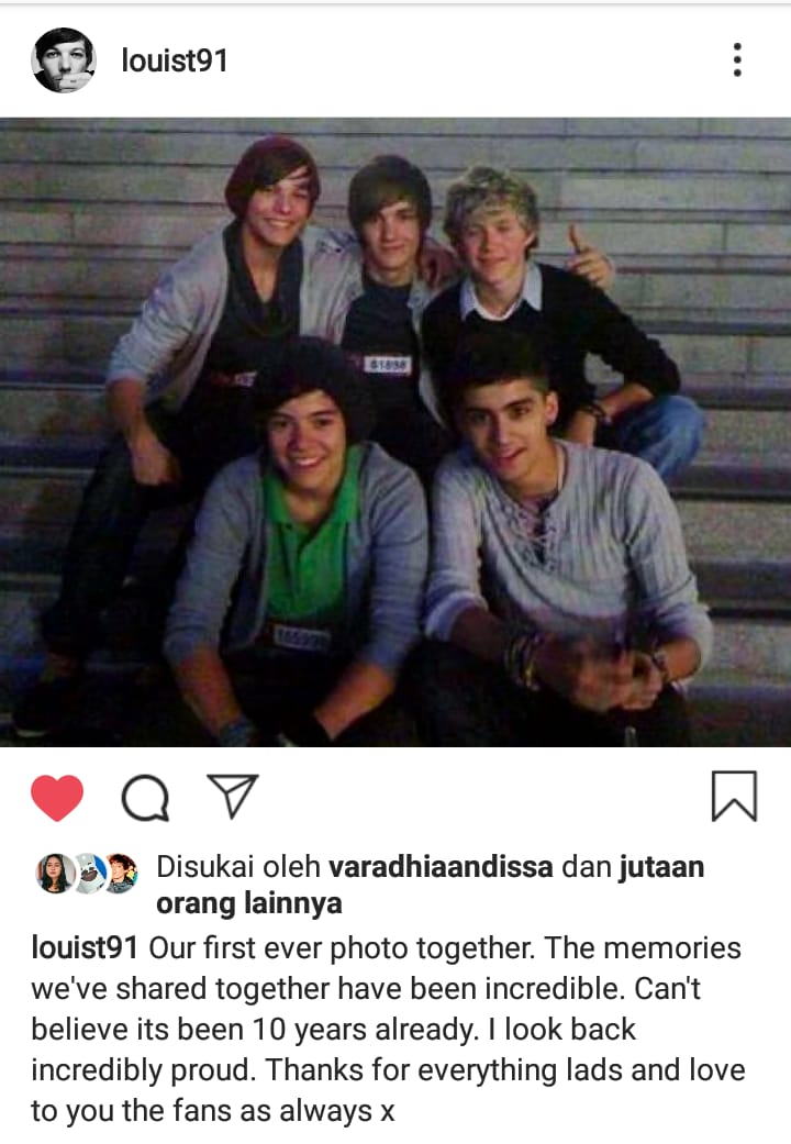 Louis Tomlinson mengunggah foto grup dari One Direction di akun Instagram miliknya