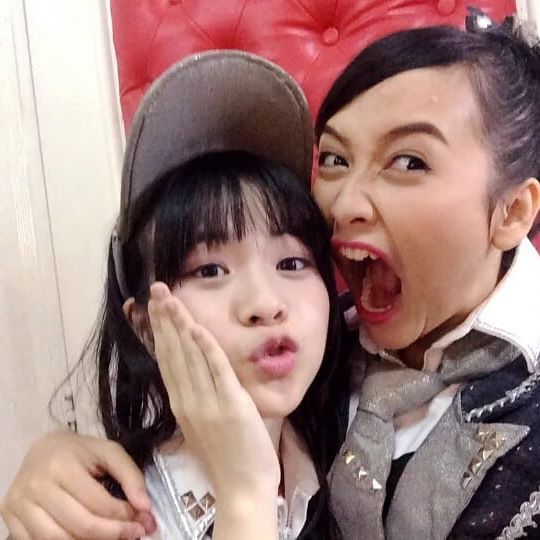 Kinal makan Yupi