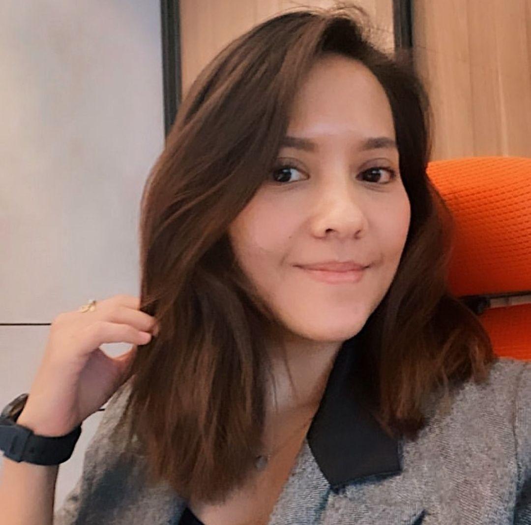 instagram.com/lalakarmela