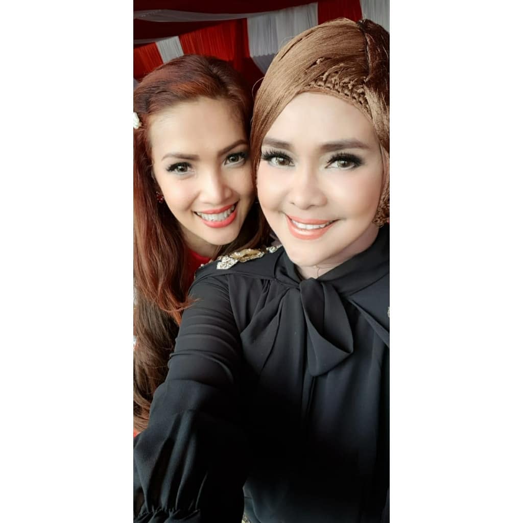 Iyeth dengan bentuk hijab unik